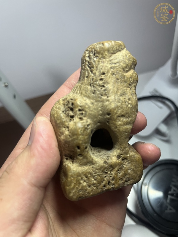古玩陶瓷石雕獅子真品鑒賞圖