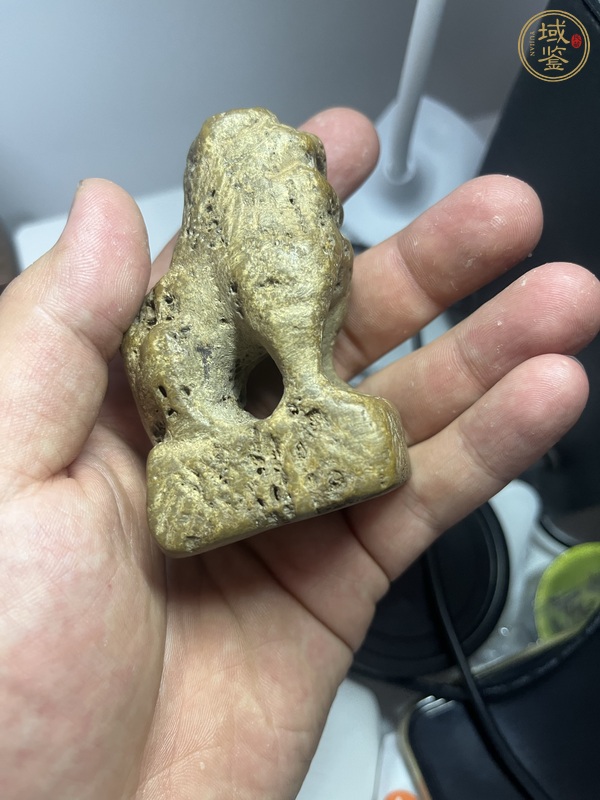 古玩陶瓷石雕獅子真品鑒賞圖