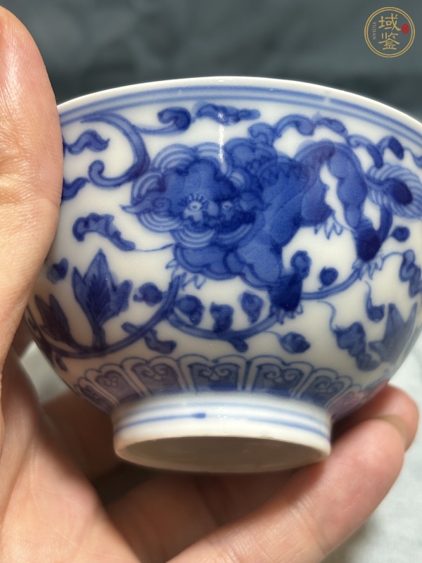 古玩陶瓷日本江戶青花獅子穿花圖碗真品鑒賞圖