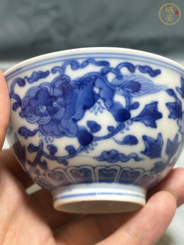 古玩陶瓷日本江戶青花獅子穿花圖碗真品鑒賞圖
