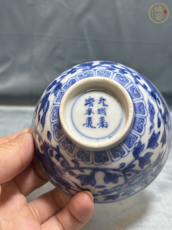 古玩陶瓷日本江戶青花獅子穿花圖碗真品鑒賞圖