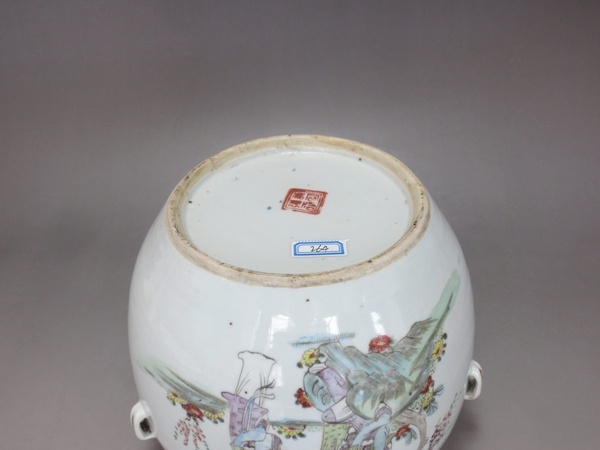 古玩陶瓷民國(guó)粉彩人物紋四系罐拍賣，當(dāng)前價(jià)格2100元