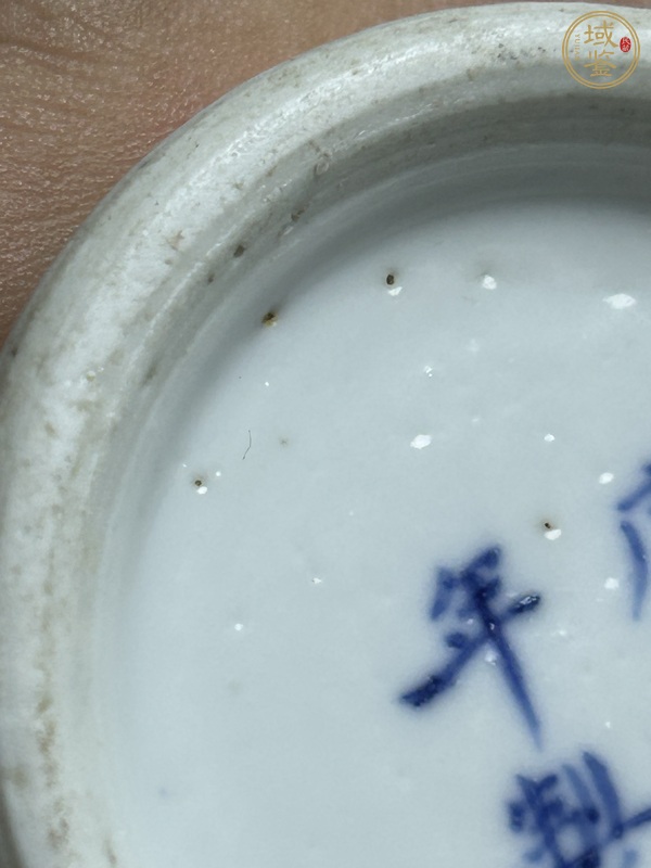 古玩陶瓷清晚·青花人物故事紋象耳瓶 真品鑒賞圖