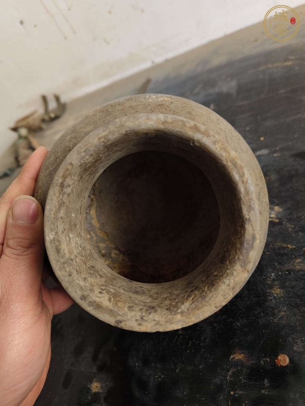 古玩陶瓷漢代陶罐真品鑒賞圖