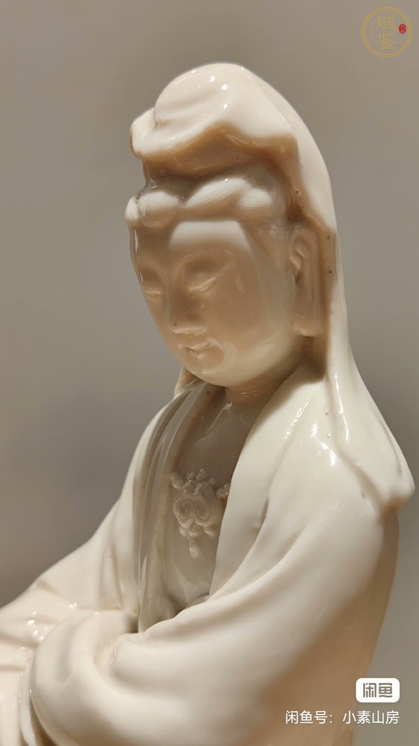 古玩陶瓷德化窯觀音塑像真品鑒賞圖