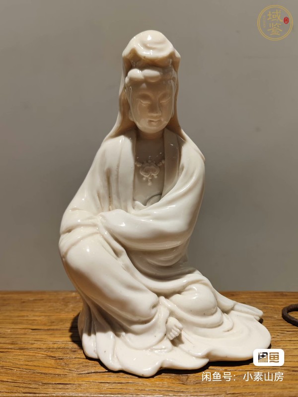 古玩陶瓷德化窯觀音塑像真品鑒賞圖