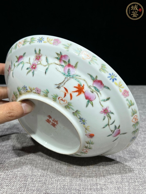 古玩陶瓷粉彩盤真品鑒賞圖