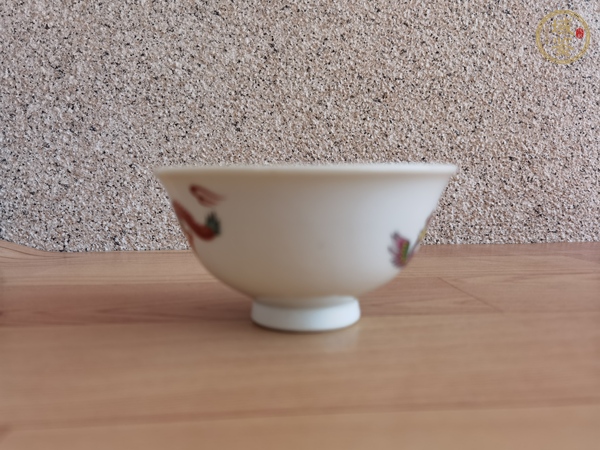古玩陶瓷龍鳳紋杯真品鑒賞圖