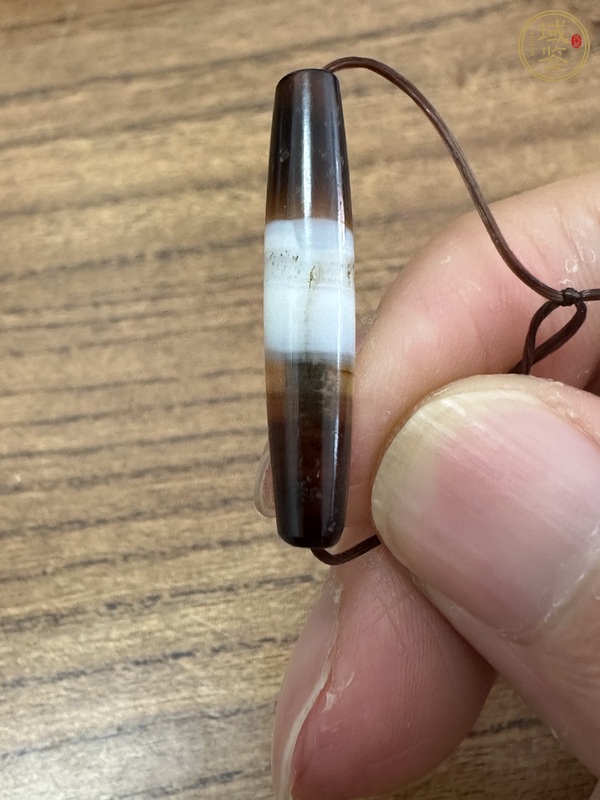 古玩玉器一線紋瑪瑙線珠真品鑒賞圖