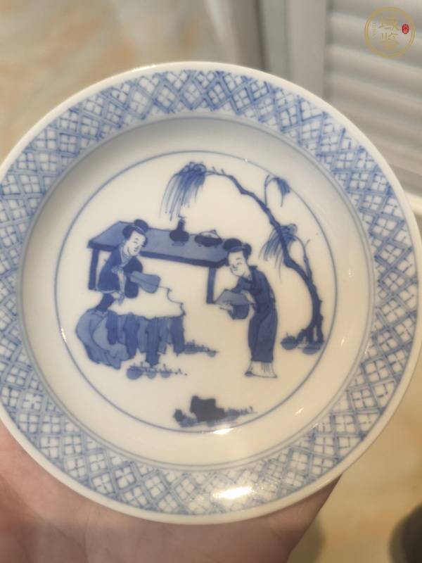 古玩青花侍女盤真品鑒賞圖