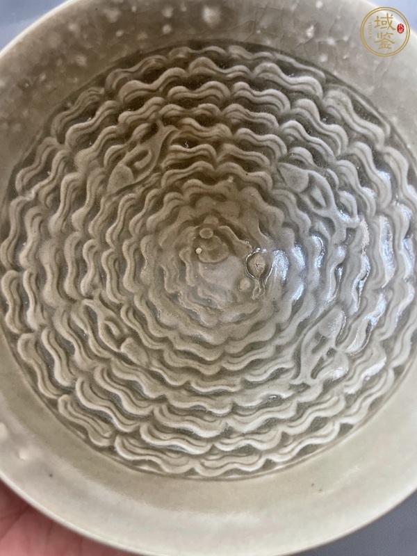 古玩陶瓷耀州窯海水游魚盞真品鑒賞圖