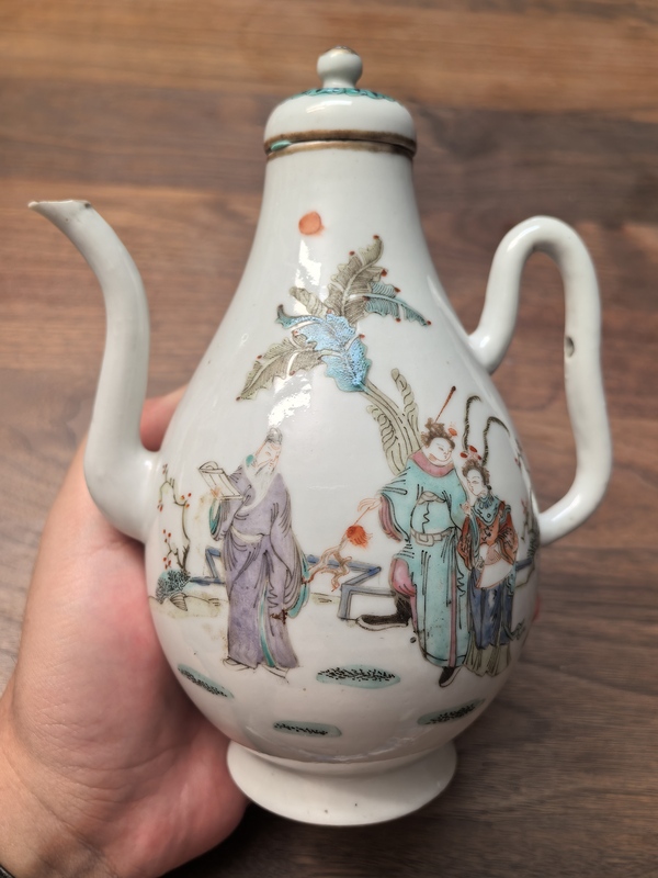 古玩陶瓷粉彩鳳儀亭圖酒壺拍賣，當(dāng)前價(jià)格6000元