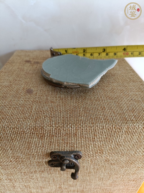 古玩陶瓷龍泉官標本真品鑒賞圖