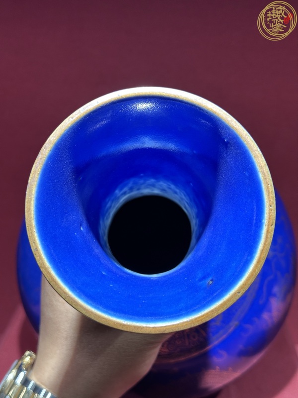 古玩藍釉描金龍紋賞瓶真品鑒賞圖