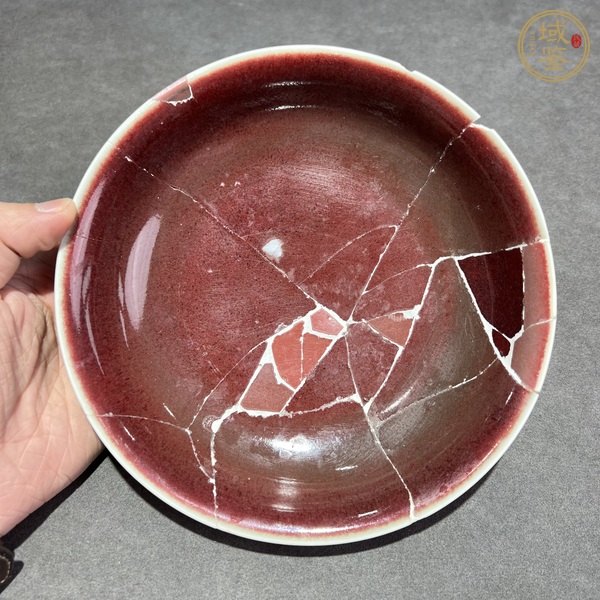 古玩陶瓷明代宣德 寶石紅釉盤真品鑒賞圖
