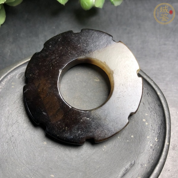 古玩玉器和田玉雕“凸齒環(huán)”真品鑒賞圖