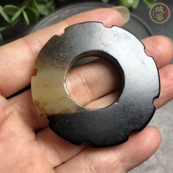 古玩玉器和田玉雕“凸齒環(huán)”真品鑒賞圖