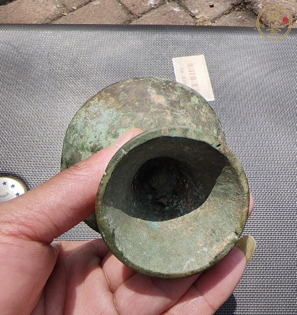 古玩銅器銅燈真品鑒賞圖
