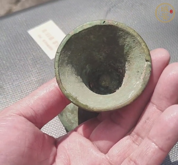 古玩銅器銅燈真品鑒賞圖