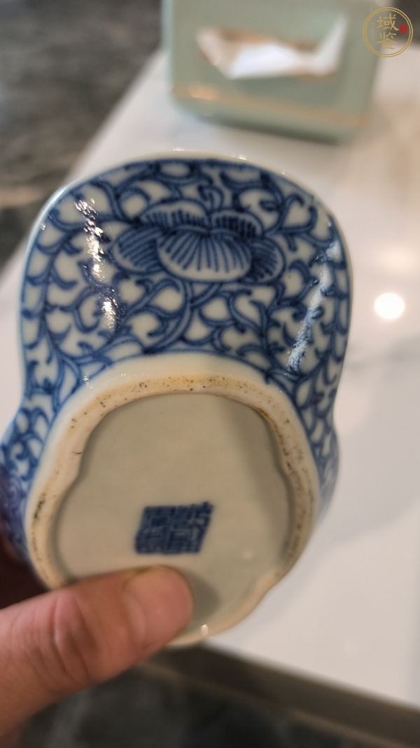 古玩陶瓷青花纏枝連紋元寶型茶船真品鑒賞圖