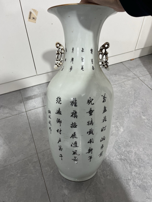古玩陶瓷民國(guó)彩繪嬰戲圖鬧新春大瓶拍賣(mài)，當(dāng)前價(jià)格20000元
