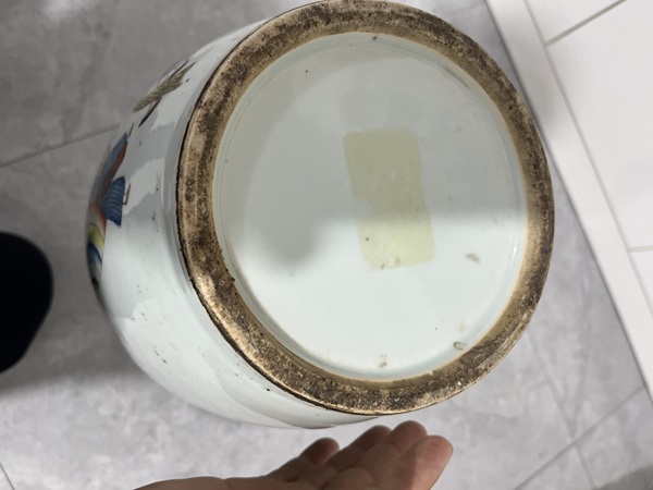 古玩陶瓷民國(guó)彩繪嬰戲圖鬧新春大瓶拍賣(mài)，當(dāng)前價(jià)格20000元