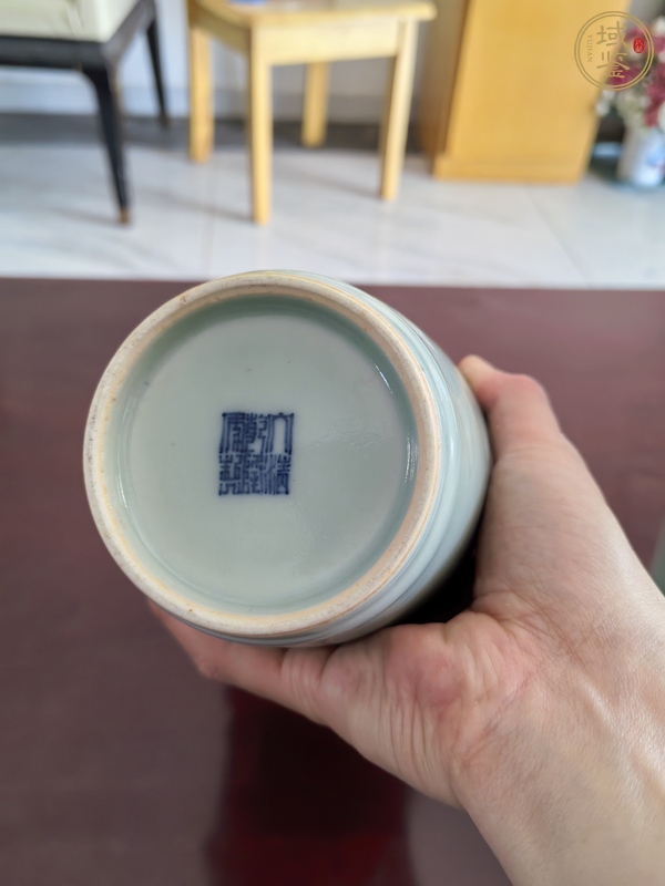 古玩陶瓷青釉瓶真品鑒賞圖