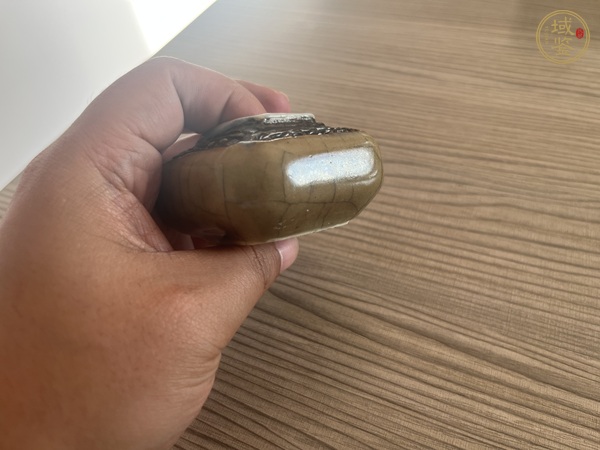 古玩陶瓷黃哥釉水盂真品鑒賞圖