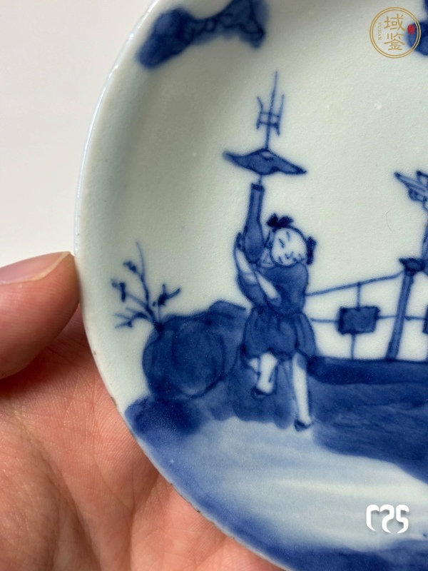 古玩陶瓷青花人物故事盤真品鑒賞圖