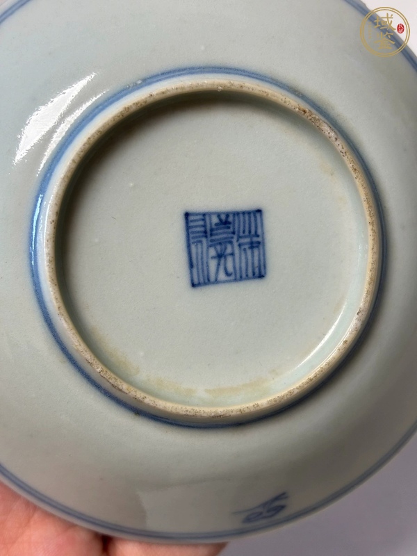 古玩陶瓷青花人物故事盤真品鑒賞圖