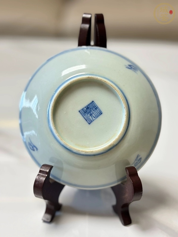 古玩陶瓷青花人物故事盤真品鑒賞圖