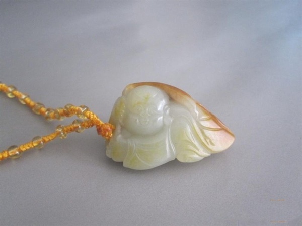 古玩玉器和田玉童子掛件拍賣，當(dāng)前價格2288元