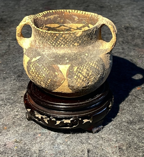 古玩轉(zhuǎn)賣馬家窯文化馬廠類型彩陶罐拍賣，當(dāng)前價(jià)格2888元