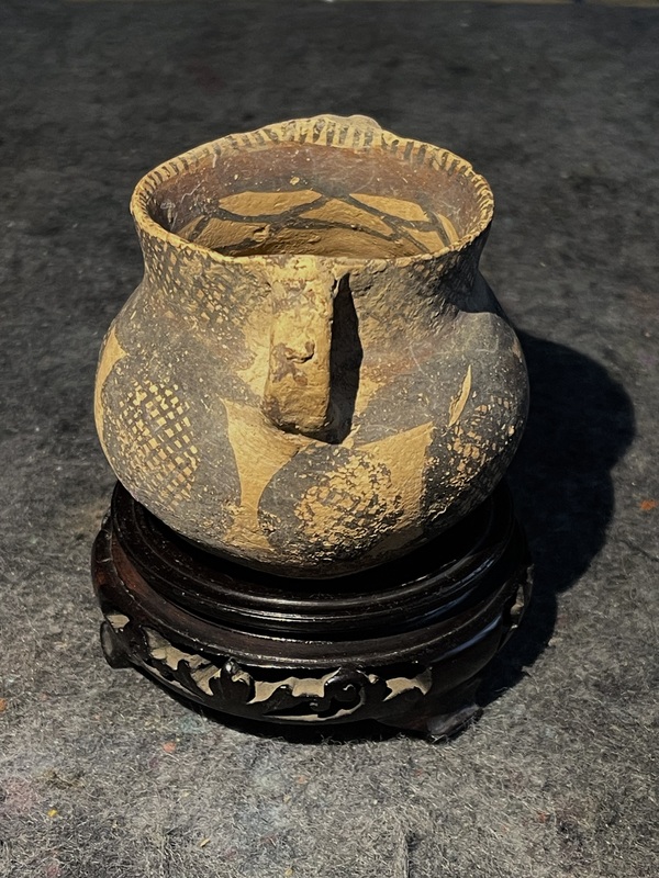 古玩陶瓷馬家窯文化馬廠類(lèi)型彩陶罐拍賣(mài),當(dāng)前價(jià)格1500元