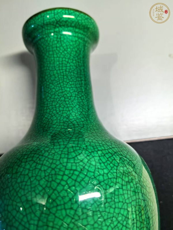 古玩陶瓷綠哥釉瓶真品鑒賞圖