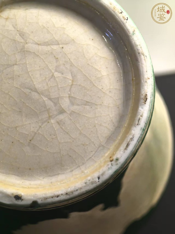 古玩陶瓷綠哥釉瓶真品鑒賞圖