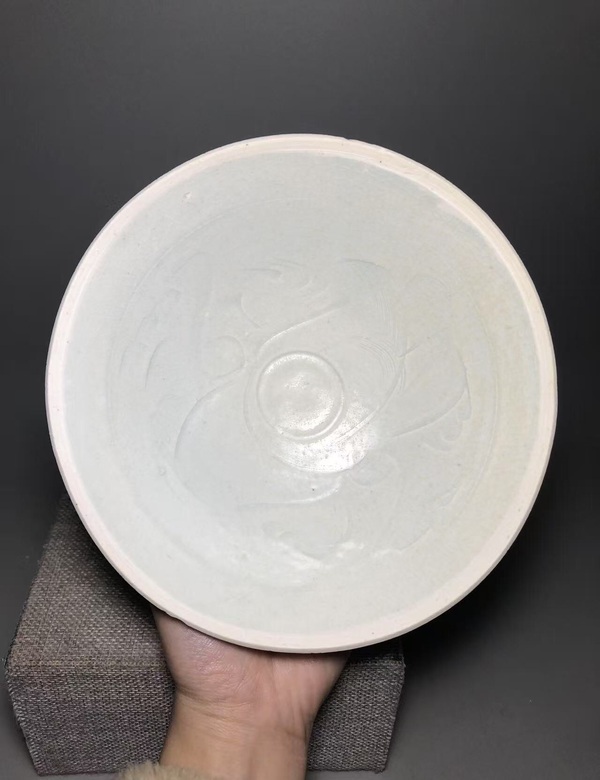 古玩轉賣（南宋）青白釉刻花斗笠碗（有很高藝術收藏價值）拍賣，當前價格1100元