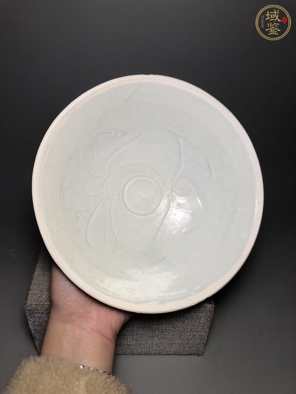 古玩陶瓷青白釉刻花斗笠碗真品鑒賞圖