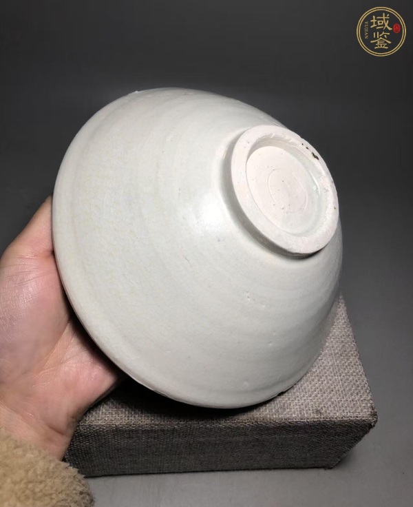 古玩陶瓷青白釉刻花斗笠碗真品鑒賞圖