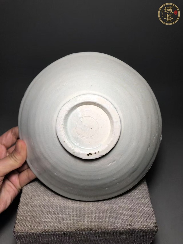 古玩陶瓷青白釉刻花斗笠碗真品鑒賞圖