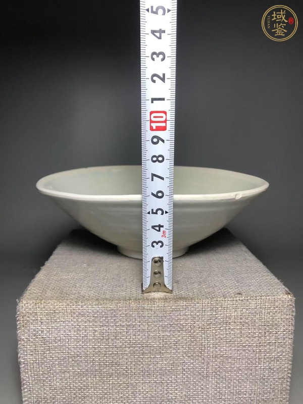 古玩陶瓷青白釉刻花斗笠碗真品鑒賞圖