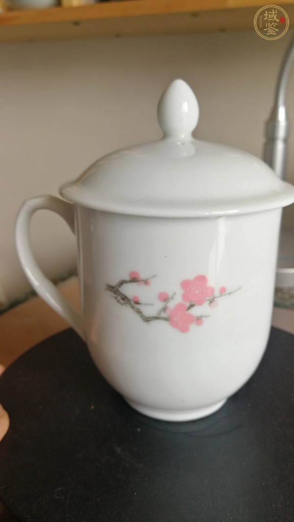 古玩陶瓷執(zhí)杯真品鑒賞圖