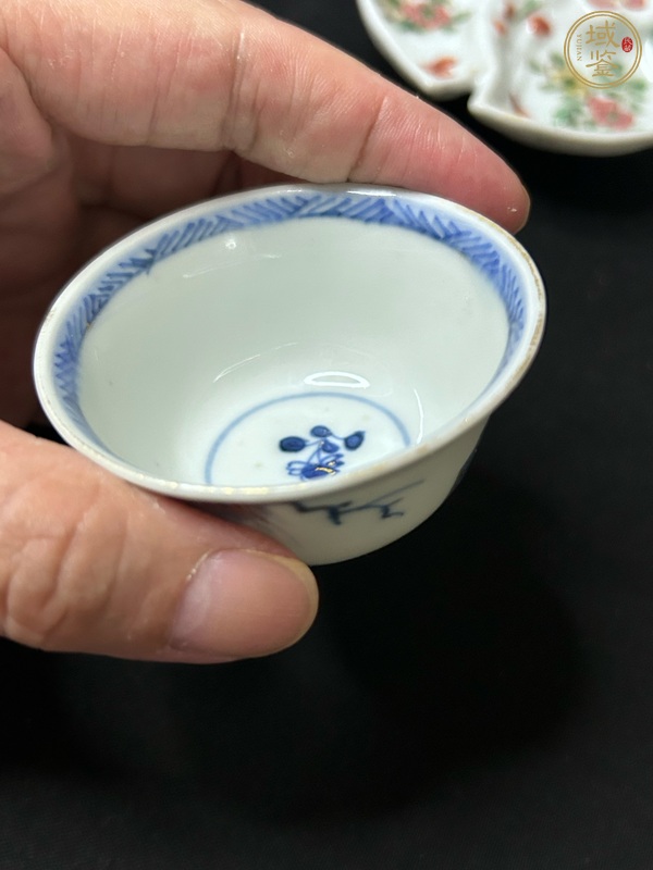 古玩陶瓷青花描金牧牛圖茶杯真品鑒賞圖