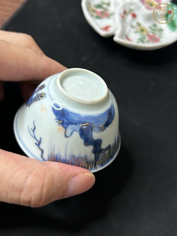 古玩陶瓷青花描金牧牛圖茶杯真品鑒賞圖