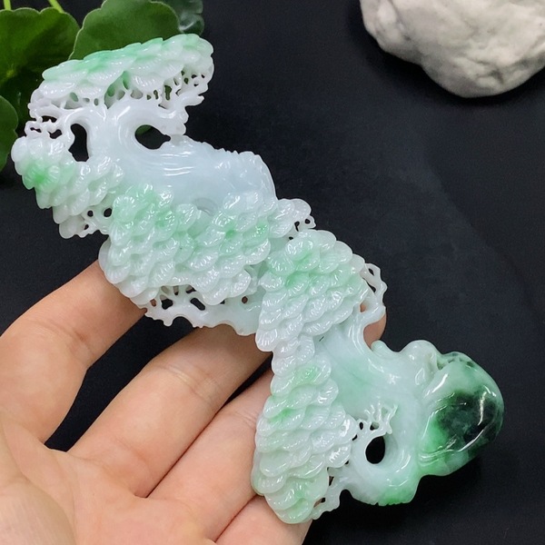 古玩玉器天然翡翠萬年松擺件(帶翡翠鑒定證書)拍賣，當前價格3800元