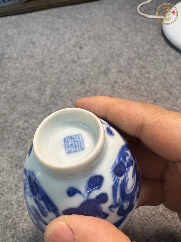 古玩清中期青花杯真品鑒賞圖