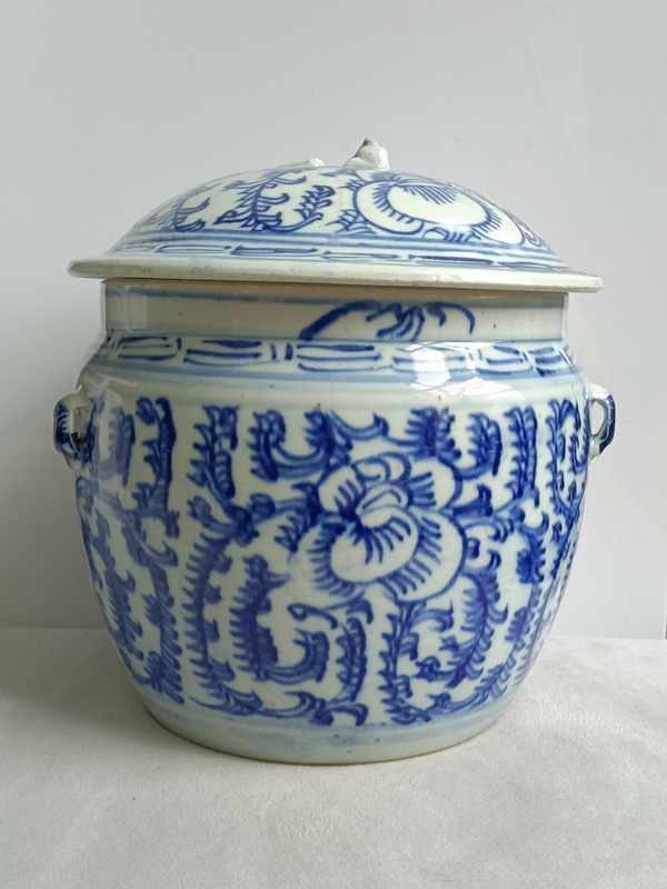 古玩陶瓷青花纏枝花紋四系粥罐拍賣，當(dāng)前價(jià)格498元