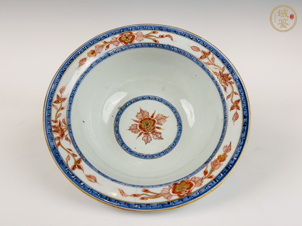古玩陶瓷清康熙·礬紅四季花卉描金折沿碗真品鑒賞圖