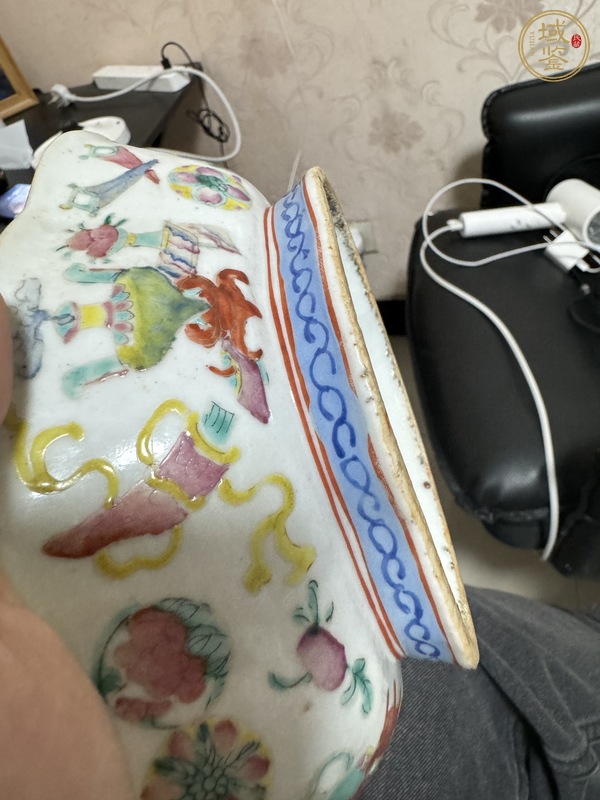 古玩陶瓷海棠型貢盤真品鑒賞圖