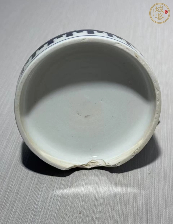 古玩陶瓷青花蓋盒真品鑒賞圖